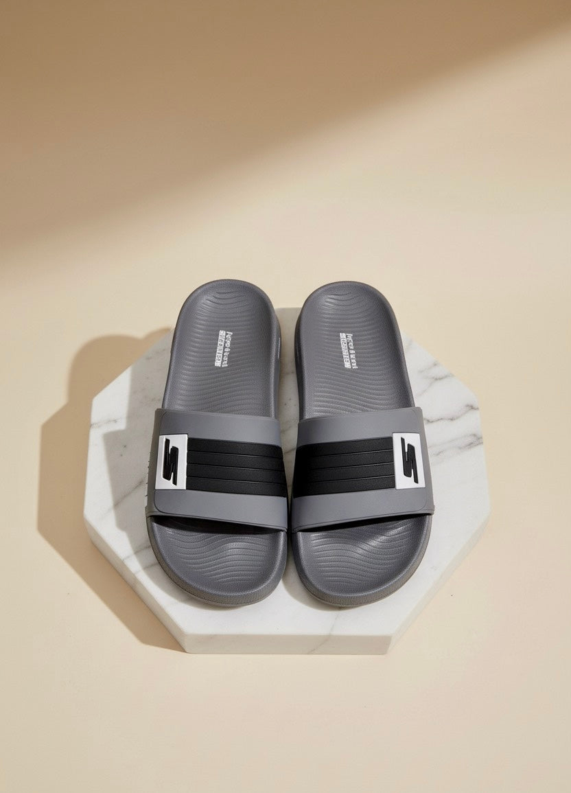 SKECHERS MEN’S SLIPPERS