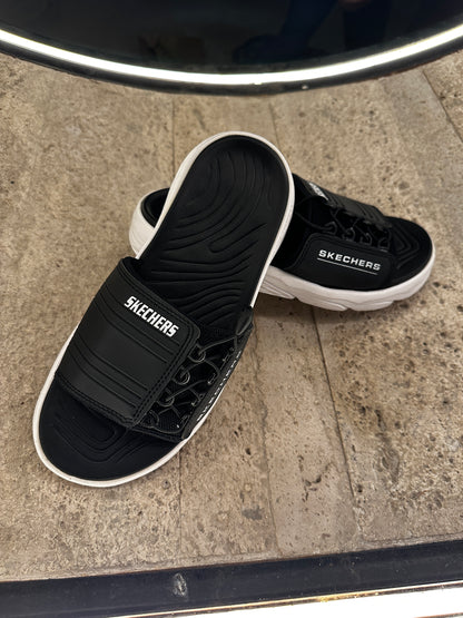 SKECHERS MEN’S SLIPPERS
