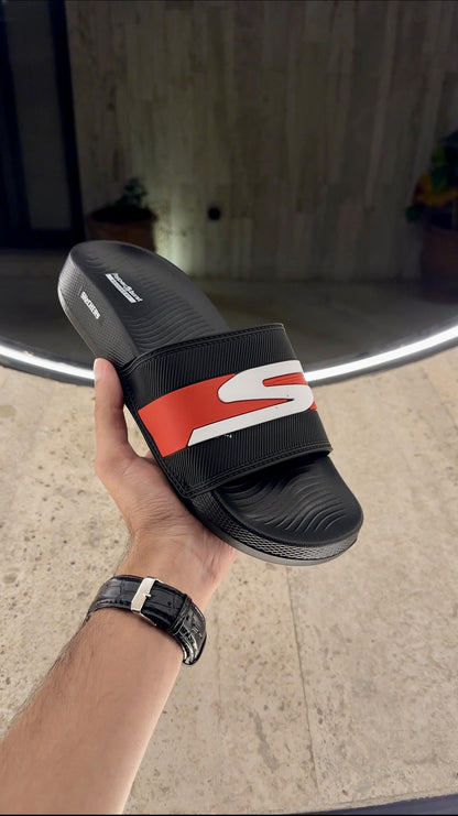 SKECHERS MEN’S SLIPPERS
